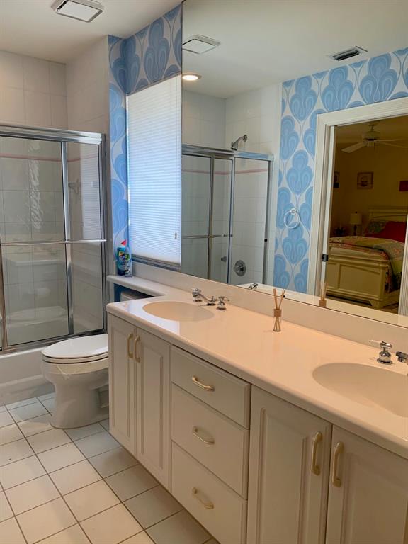 HAMPTONS - Residential