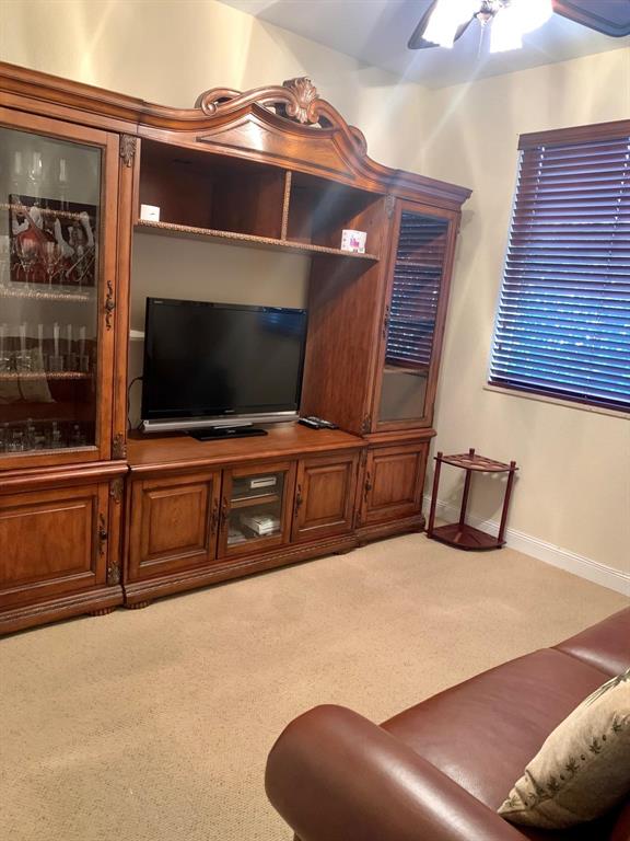 HAMPTONS - Residential