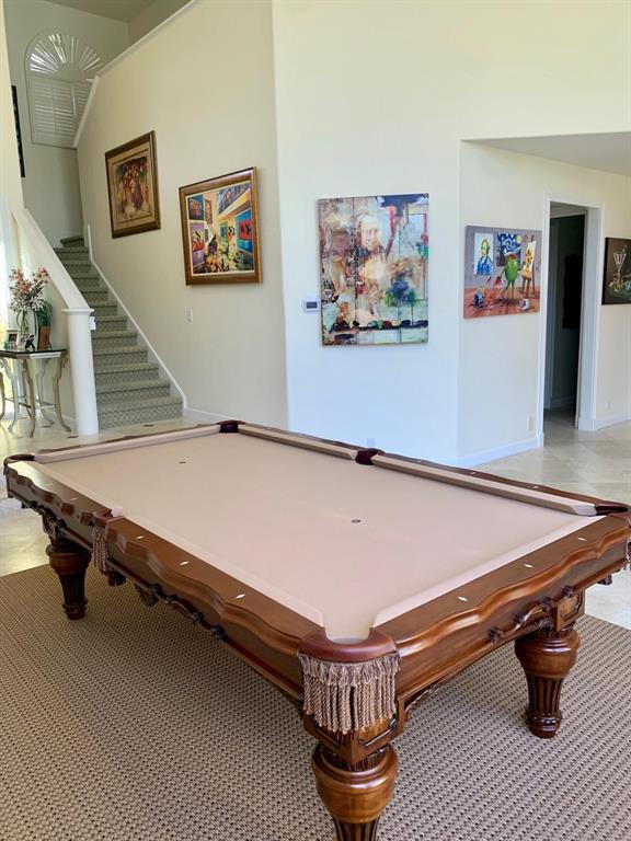 HAMPTONS - Residential