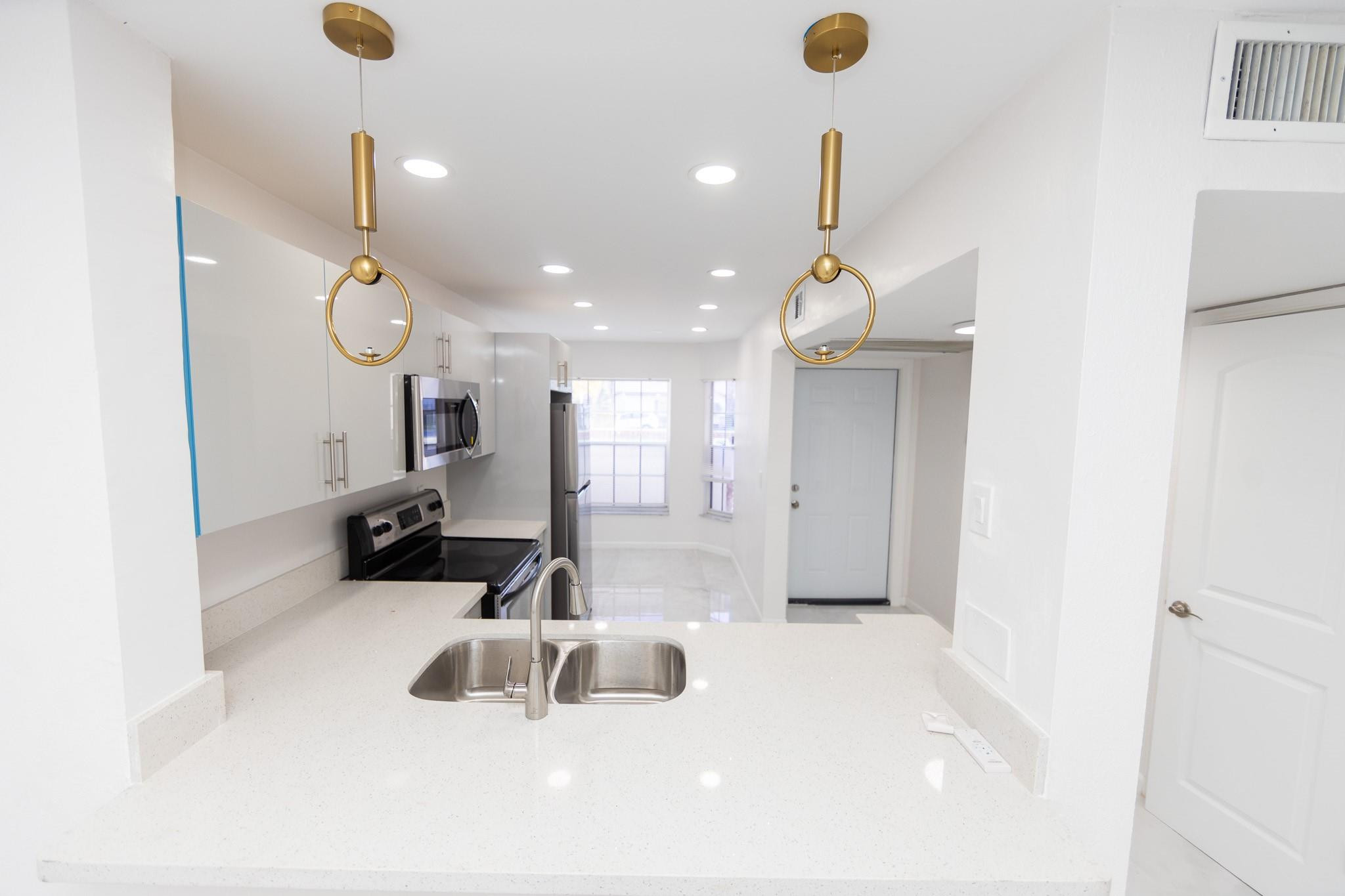 Beacon Hill Condo - Residential Lease