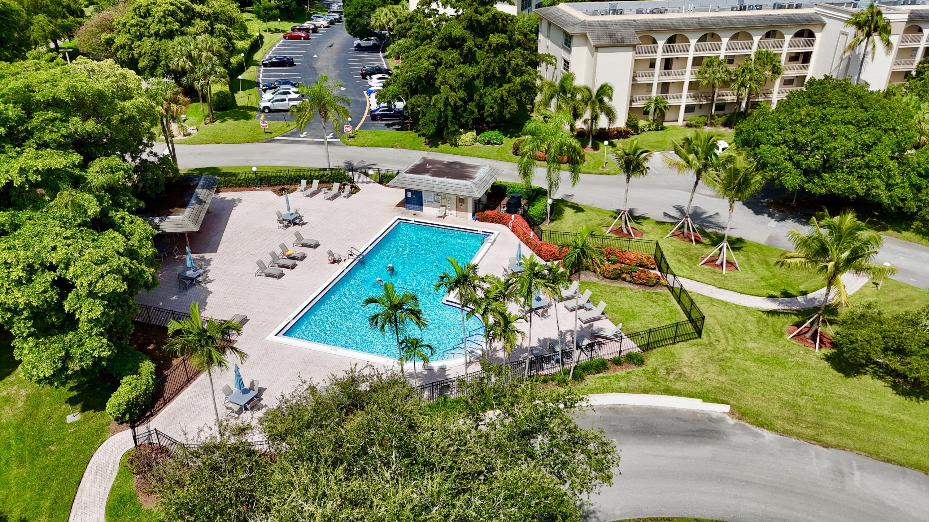 MARTINIQUE VILLAGE II D CONDO - Residential