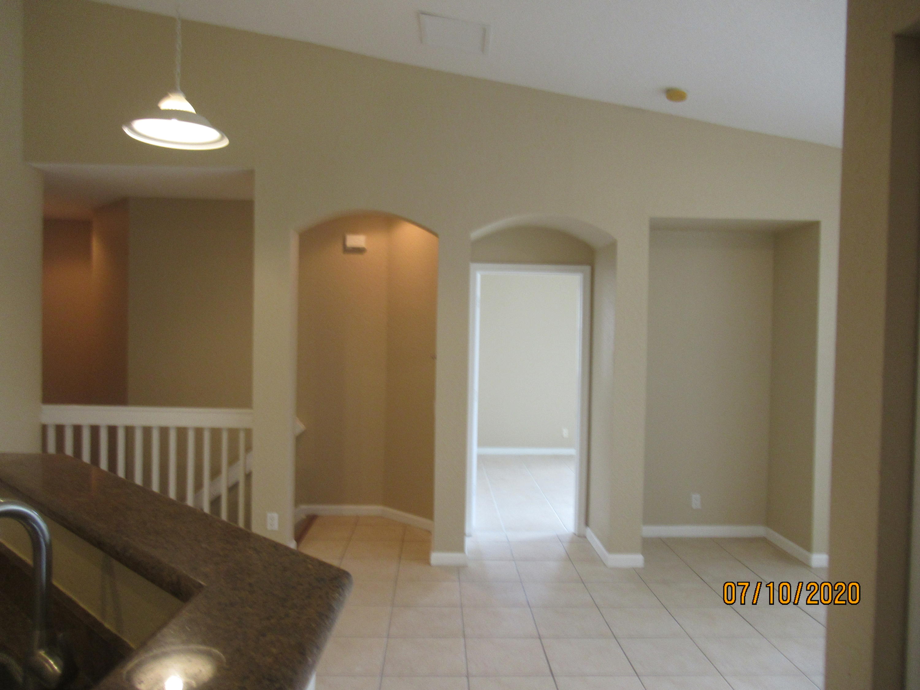 THOUSAND OAKS - Residential Lease