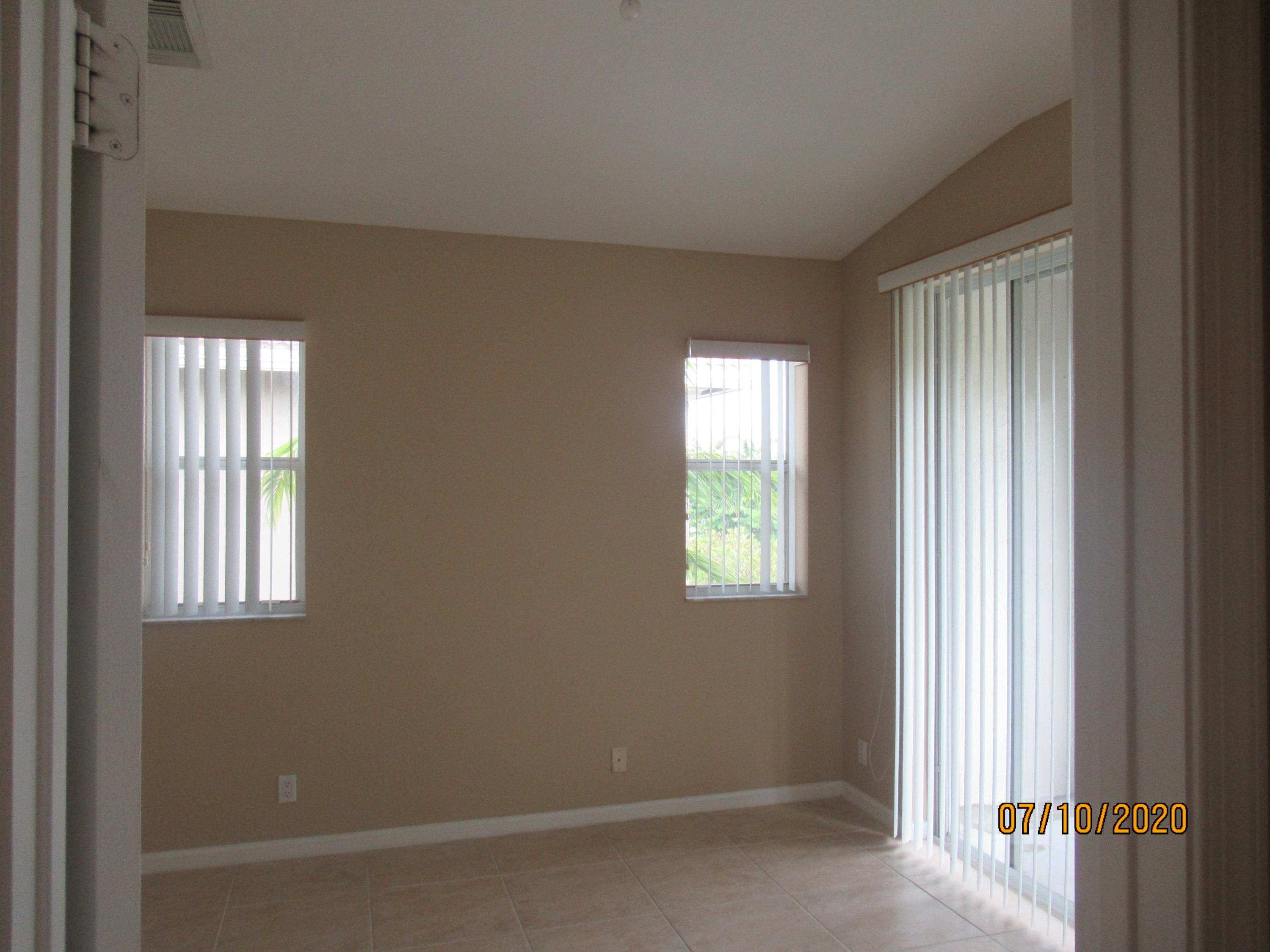 THOUSAND OAKS - Residential Lease