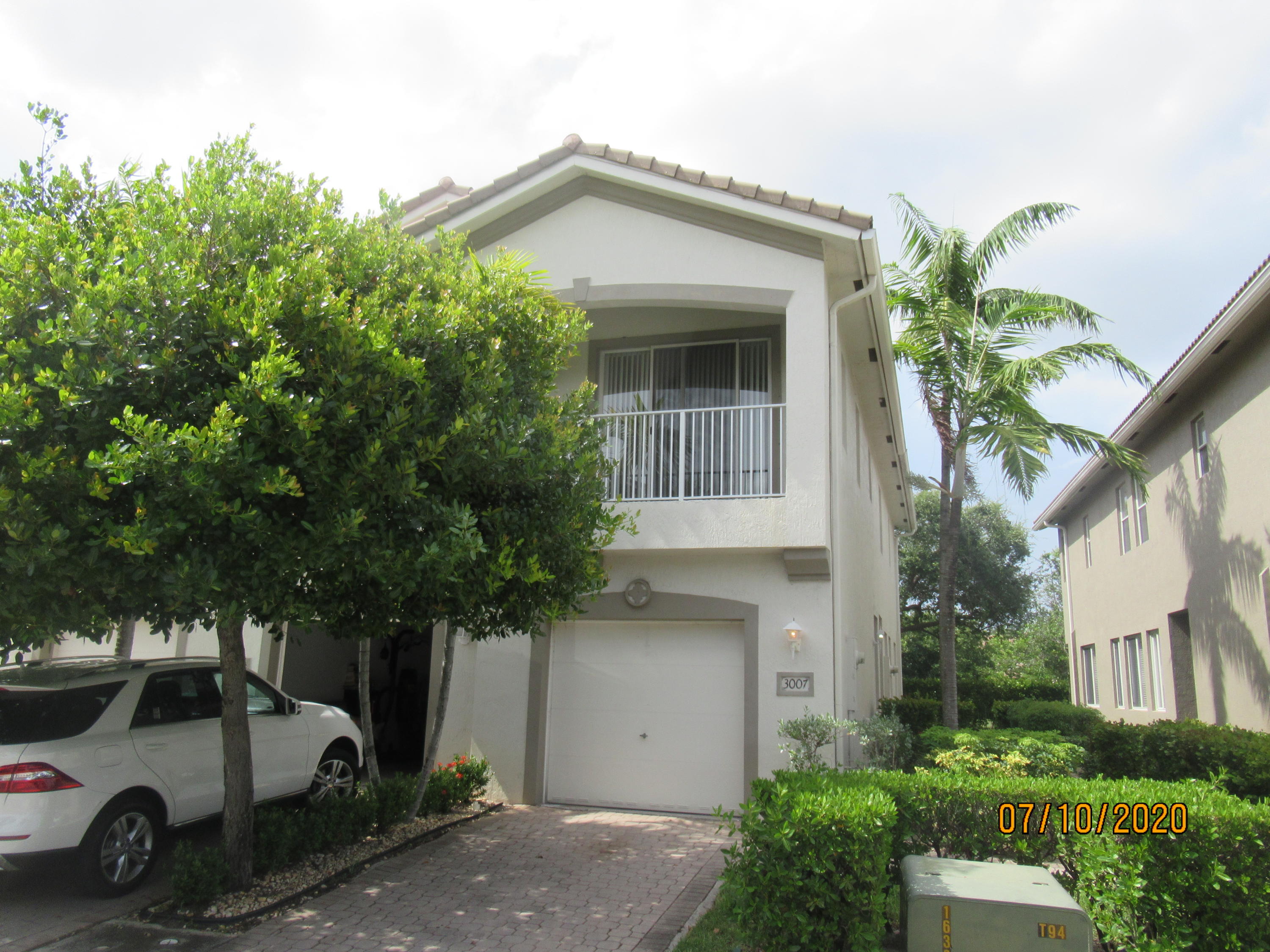 THOUSAND OAKS - Residential Lease