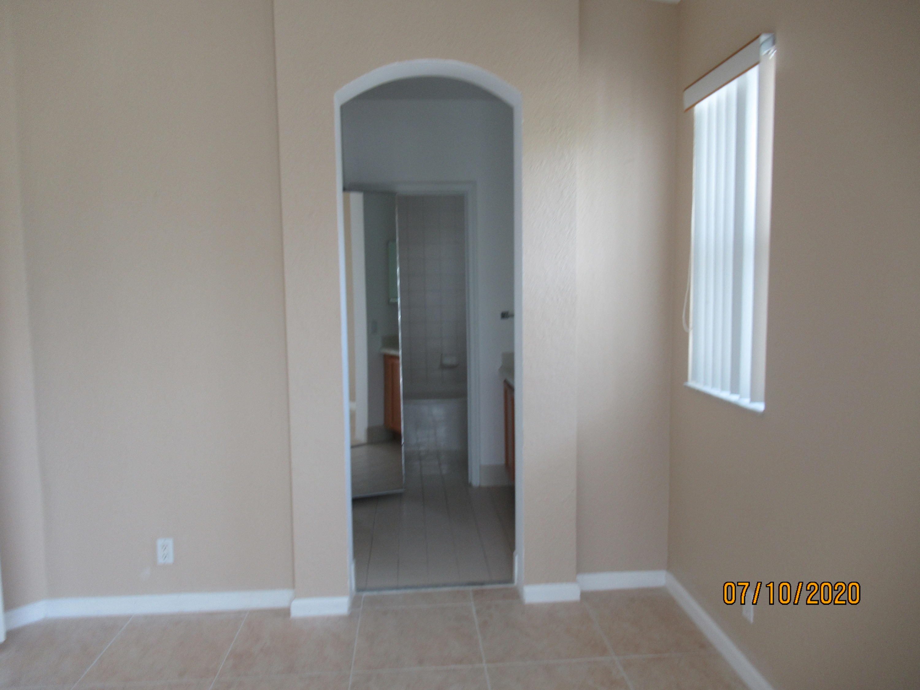 THOUSAND OAKS - Residential Lease