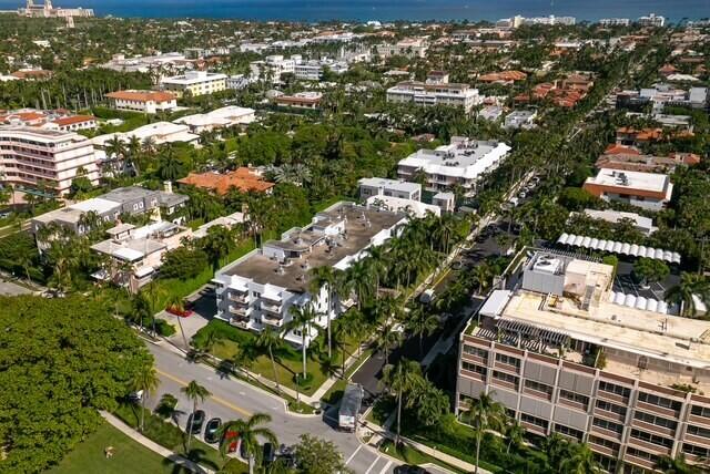 LAKE DRIVE CO-OP APTS INC - Residential