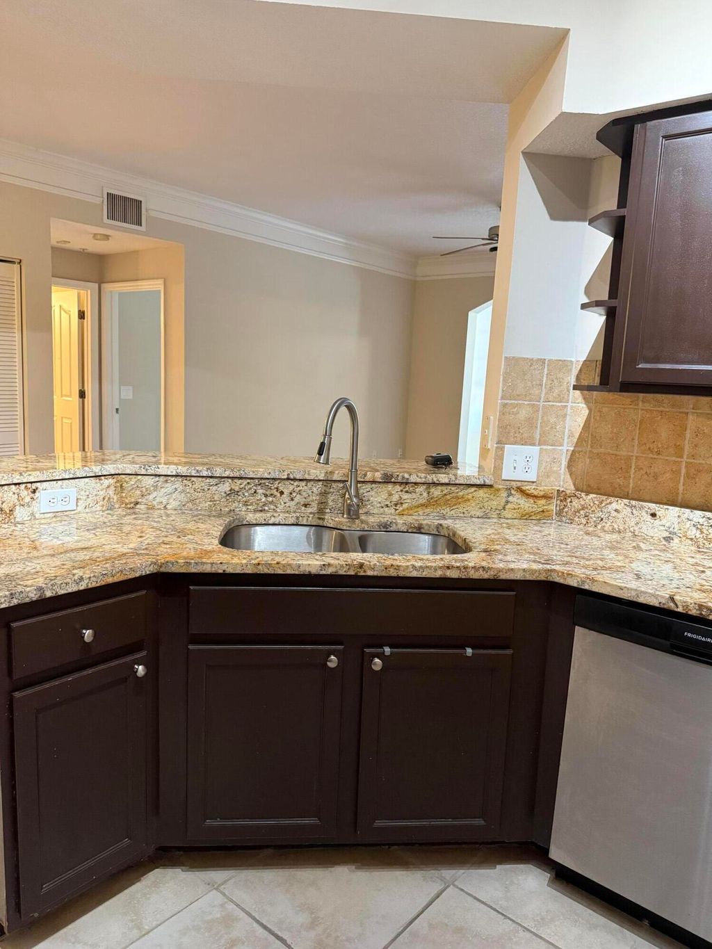 Photo of 1111 Myrtlewood Circle E #1111, Palm Beach Gardens, FL 33408 (MLS # R11110447)