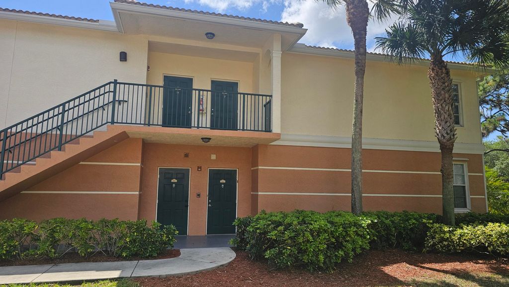 Photo of 1111 Myrtlewood Circle E #1111, Palm Beach Gardens, FL 33408 (MLS # R11110447)
