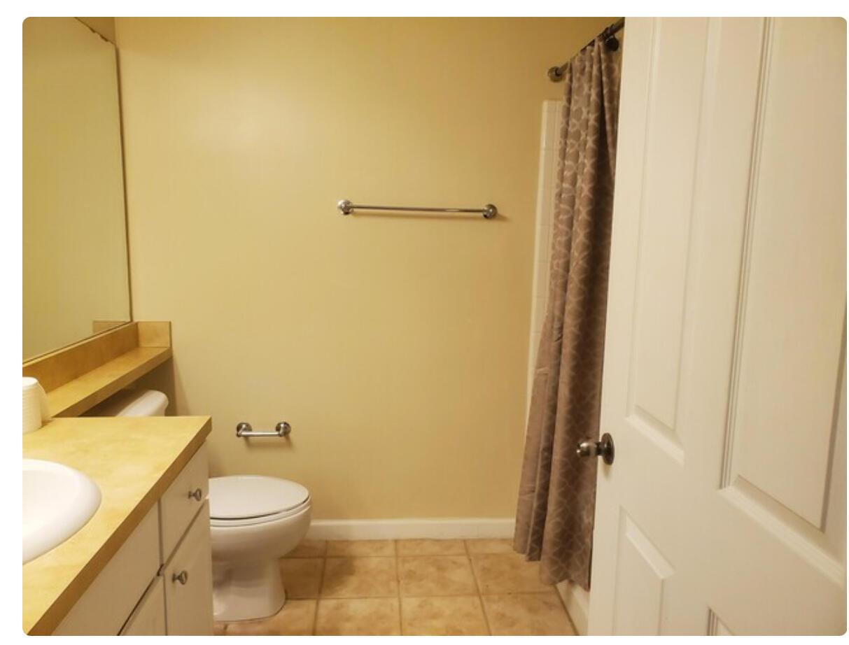 1111 Myrtlewood Circle E 1111