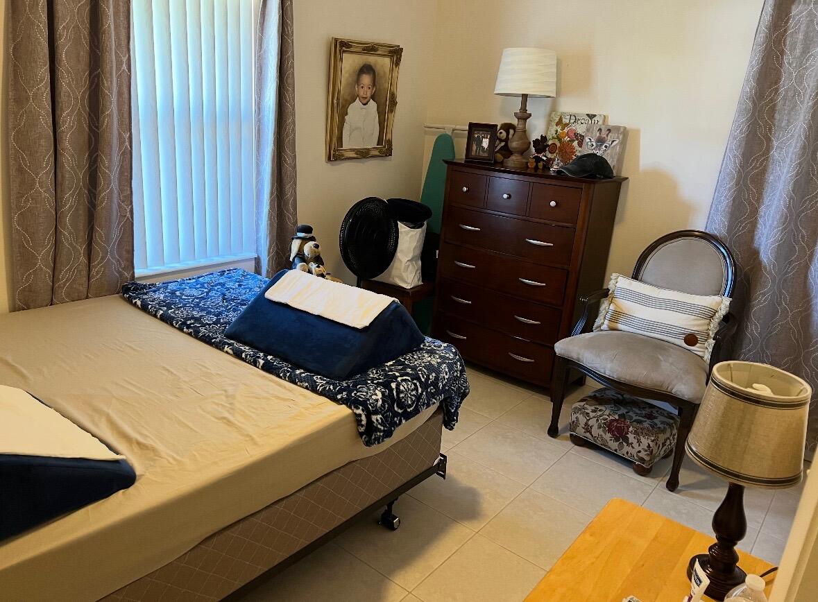 VILLAGES OF WOODLAKE 2 - Residential