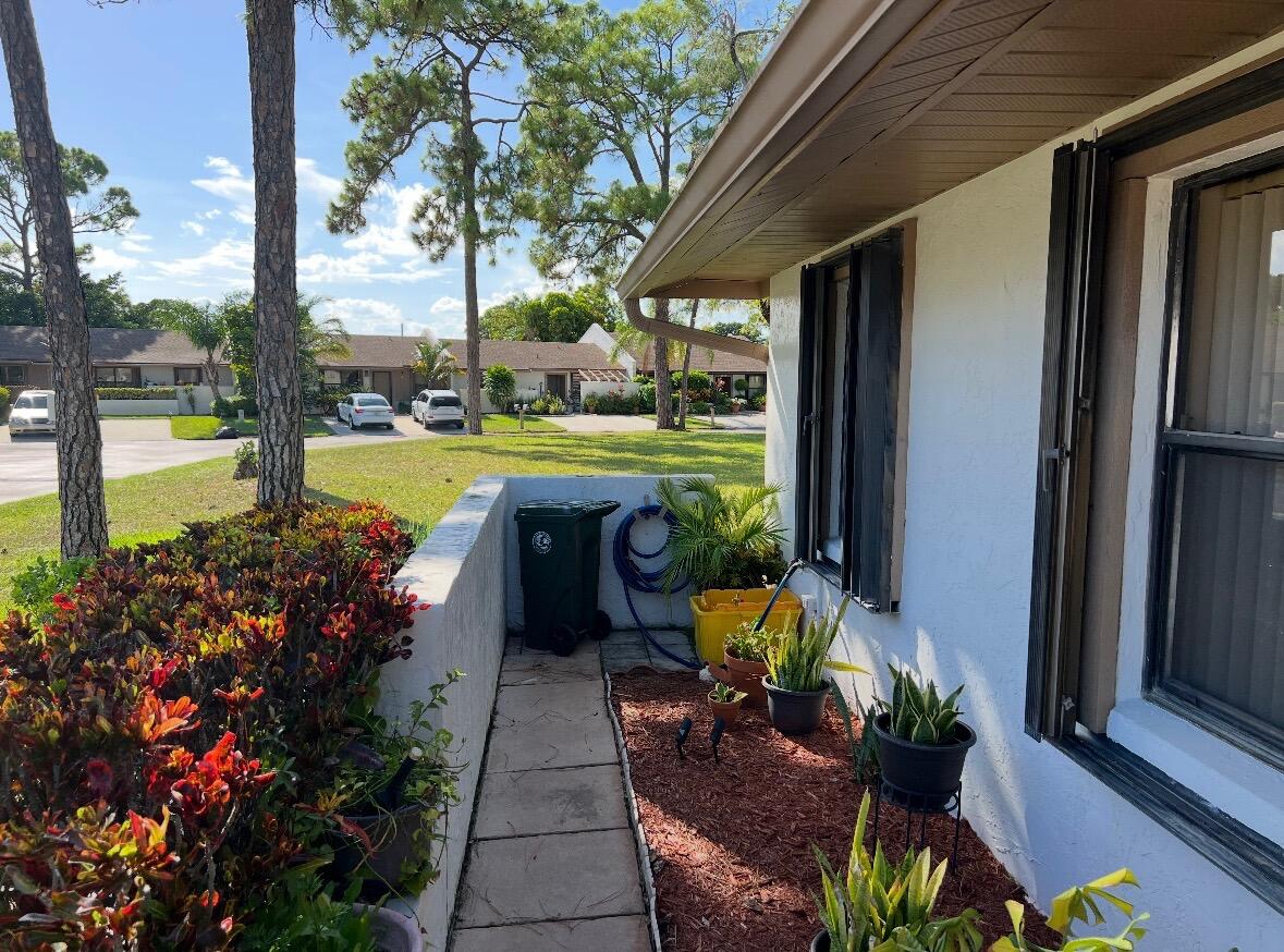 VILLAGES OF WOODLAKE 2 - Residential