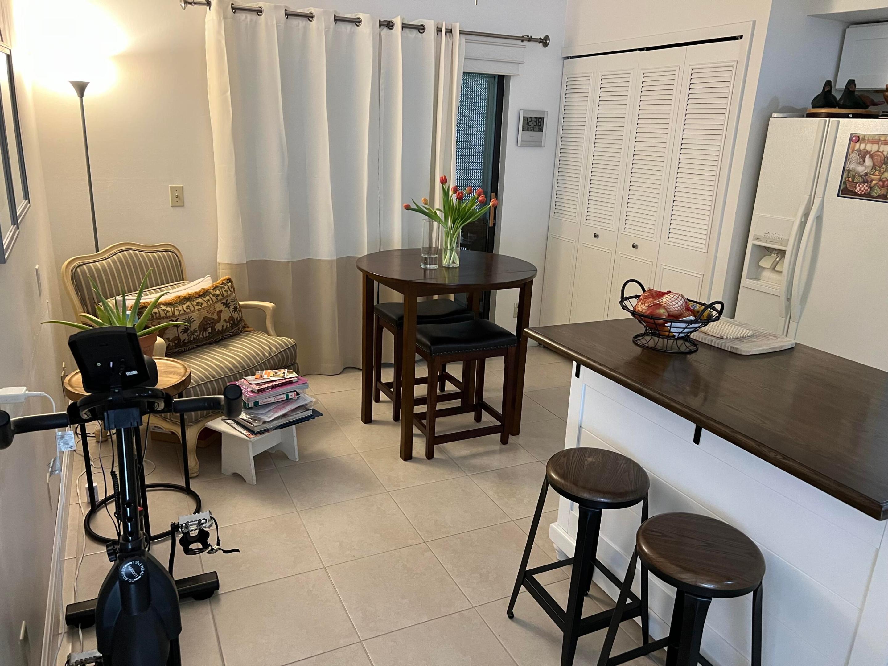 VILLAGES OF WOODLAKE 2 - Residential