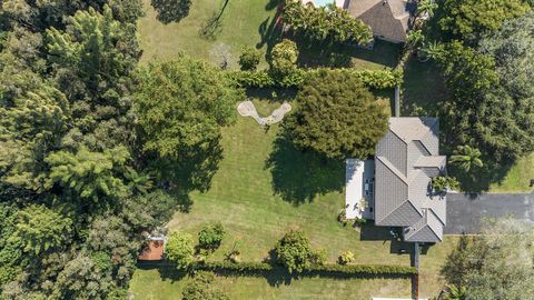 A home in Pembroke Pines