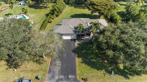 A home in Pembroke Pines