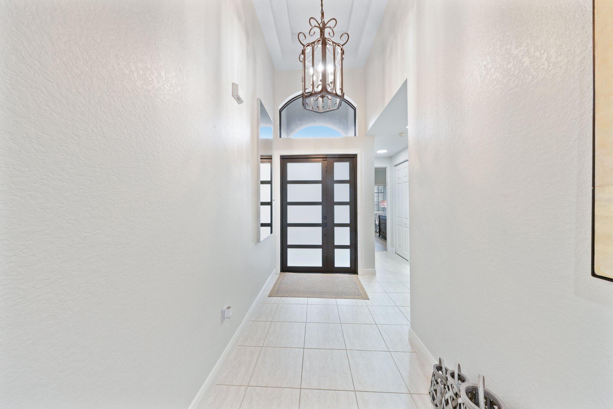 19090 Skyridge Circle