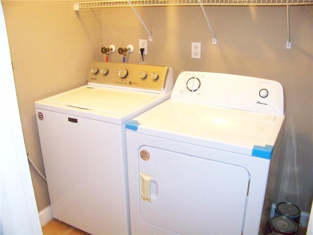 The Windings 70-44 B - Residential Lease