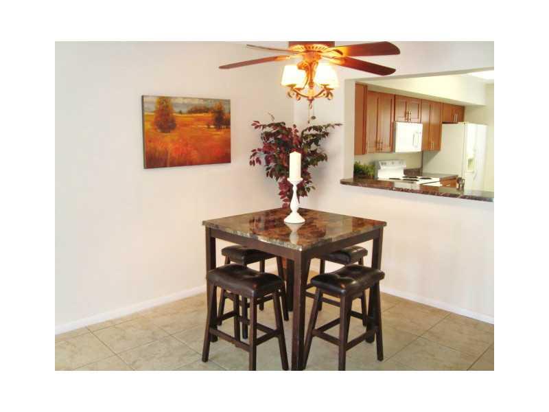 Players Place Townhomes - Residential