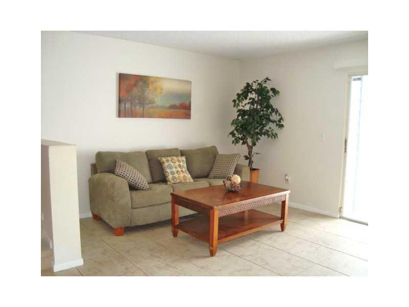 Players Place Townhomes - Residential