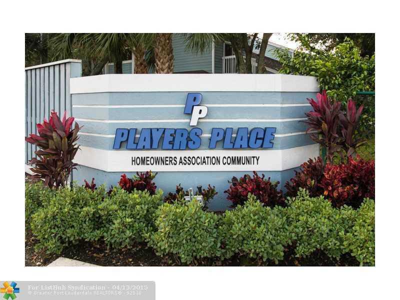 Players Place Townhomes - Residential