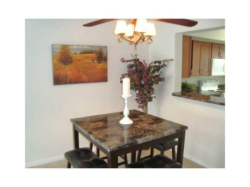 Players Place Townhomes - Residential