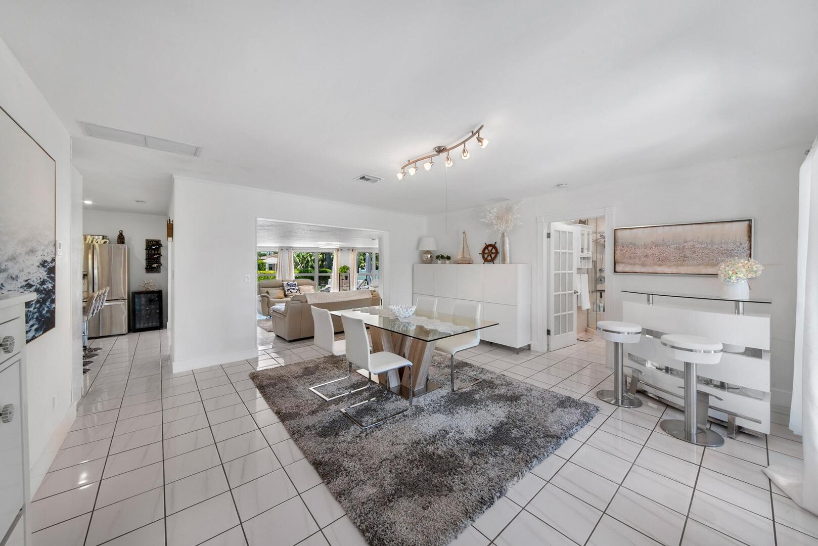 GARDEN ISLES - Residential Lease