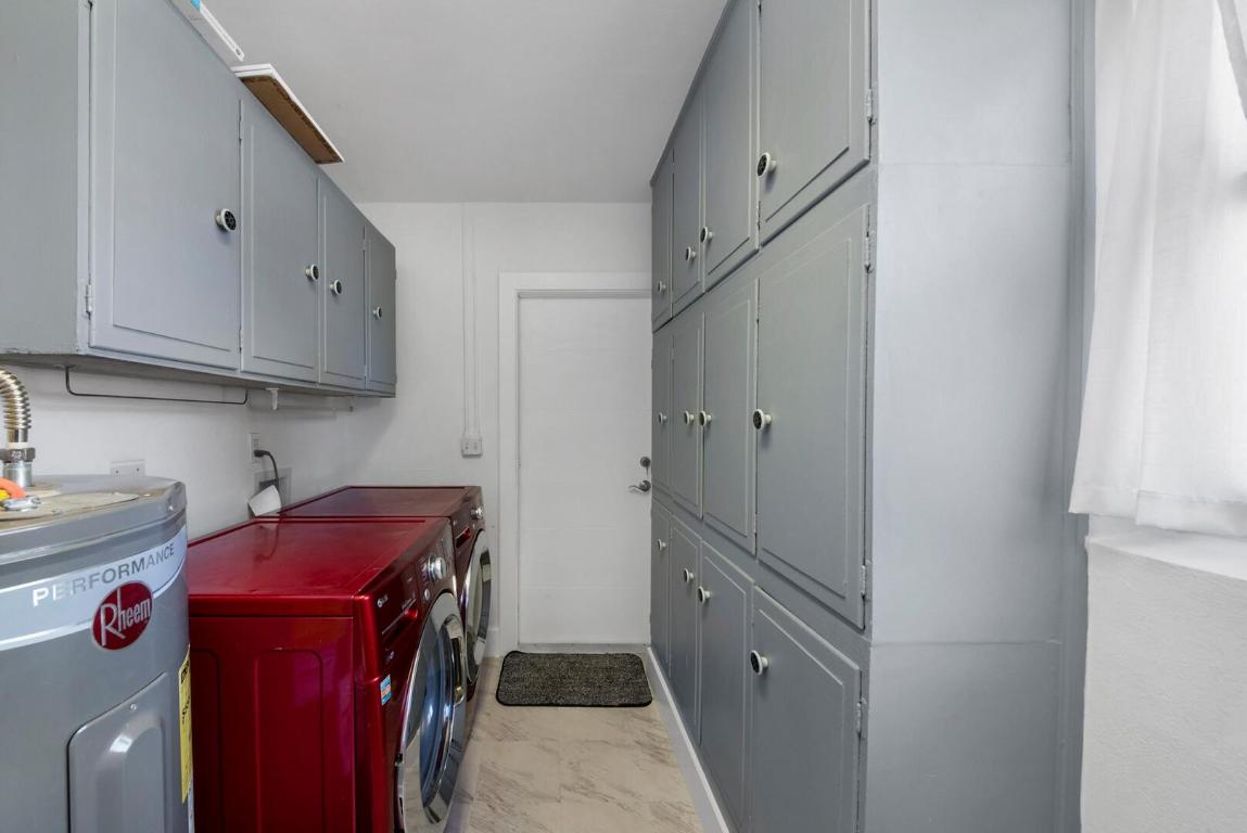 GARDEN ISLES - Residential Lease