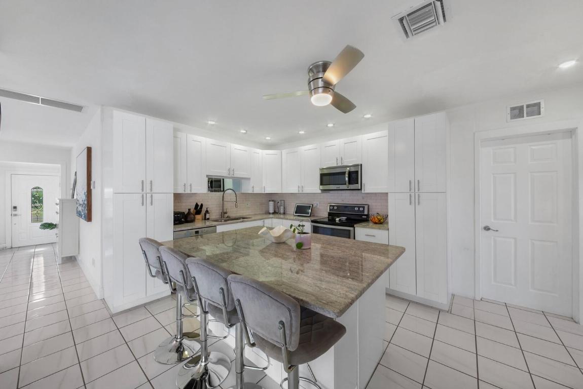 GARDEN ISLES - Residential Lease