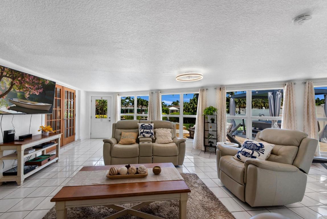 GARDEN ISLES - Residential Lease