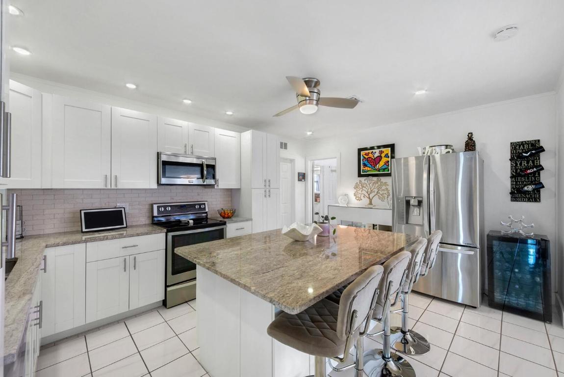 GARDEN ISLES - Residential Lease