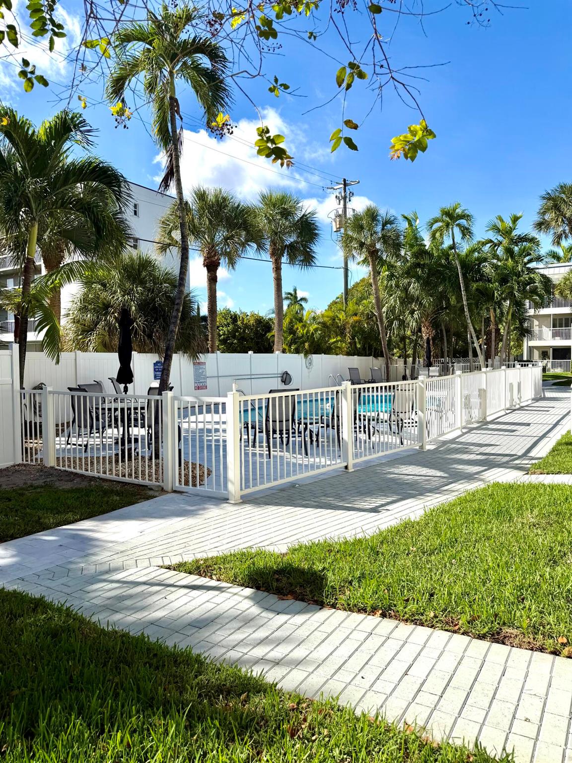 WHITTIER TOWERS APTS ASSO - Residential