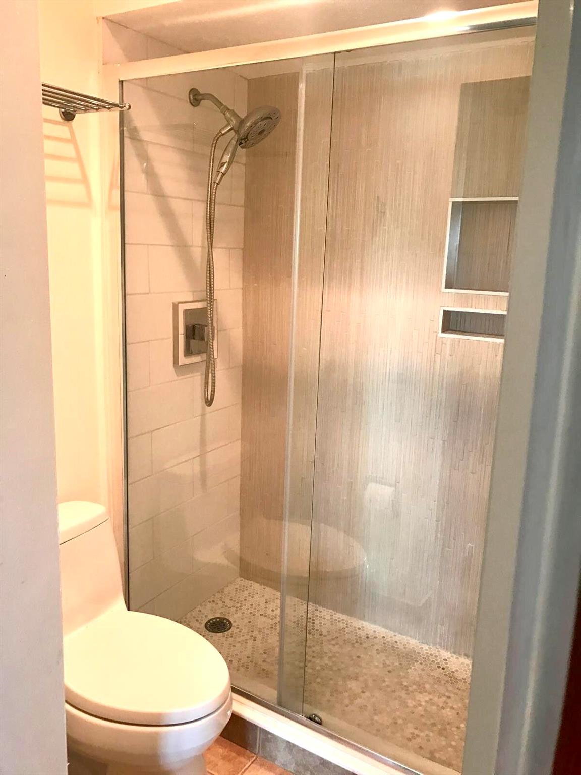 WHITTIER TOWERS APTS ASSO - Residential