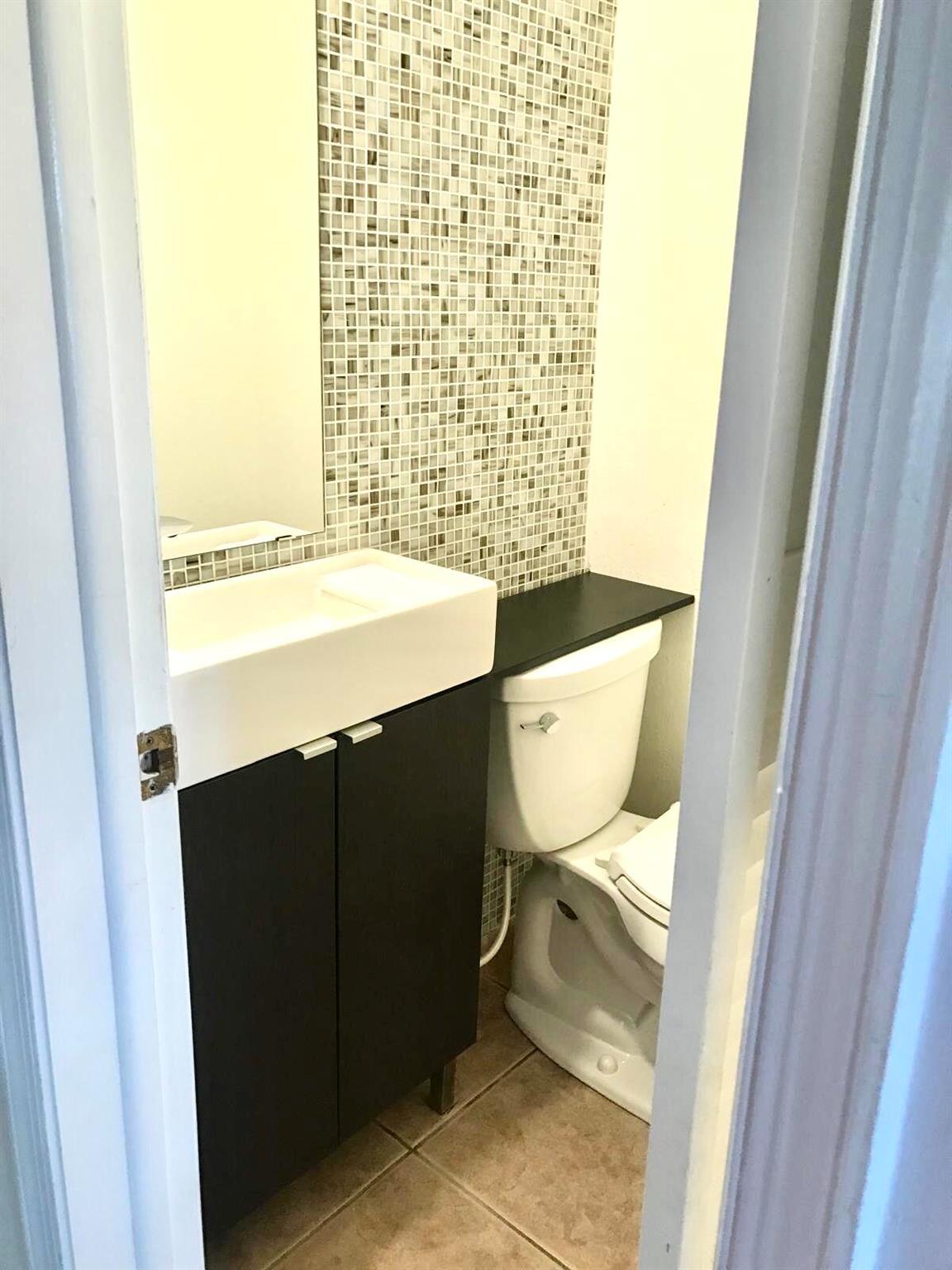 WHITTIER TOWERS APTS ASSO - Residential