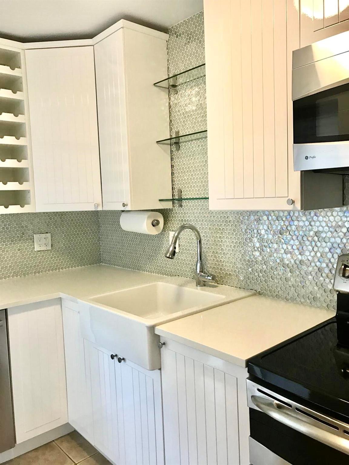 WHITTIER TOWERS APTS ASSO - Residential