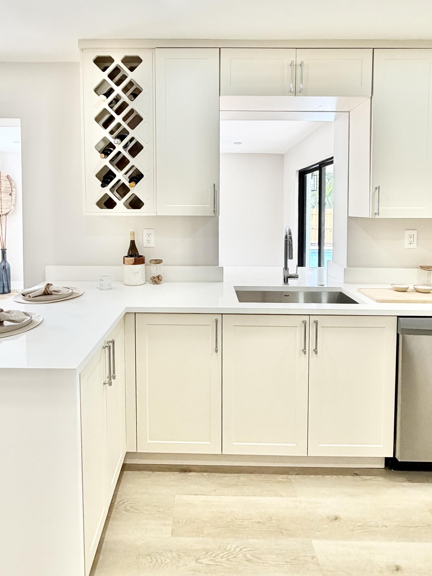 EAST LAKE CLARKE - Residential