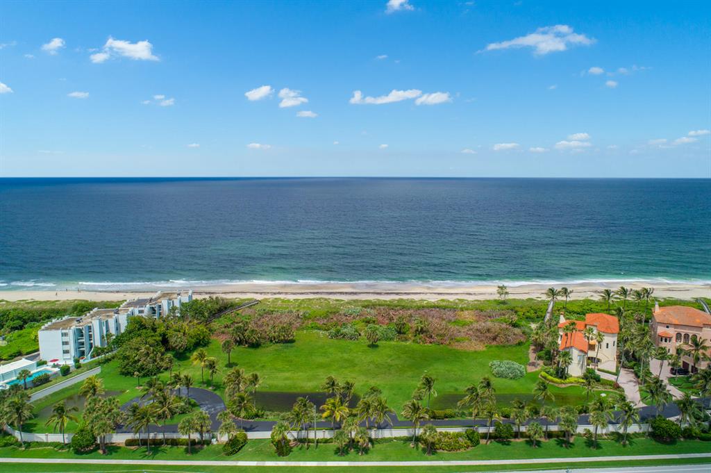 GALLEON ON THE RIVER - Land