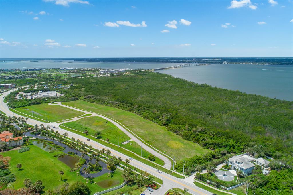 GALLEON ON THE RIVER - Land