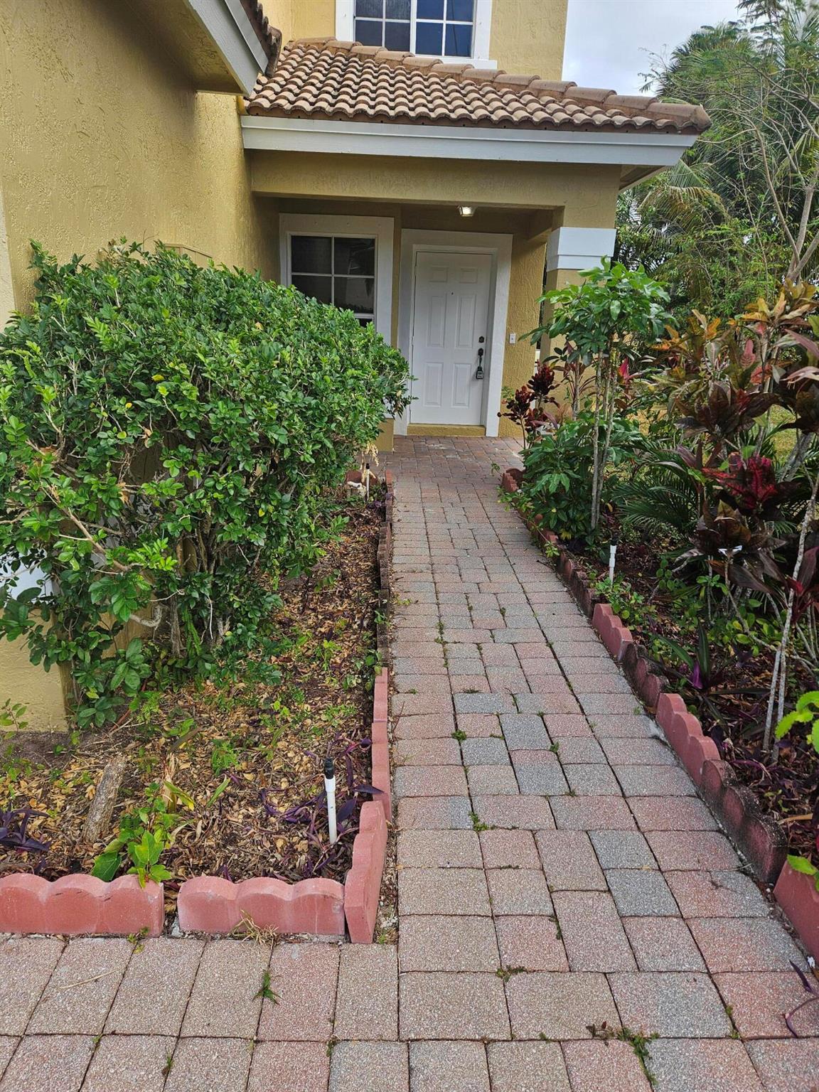 6174 Adriatic Way