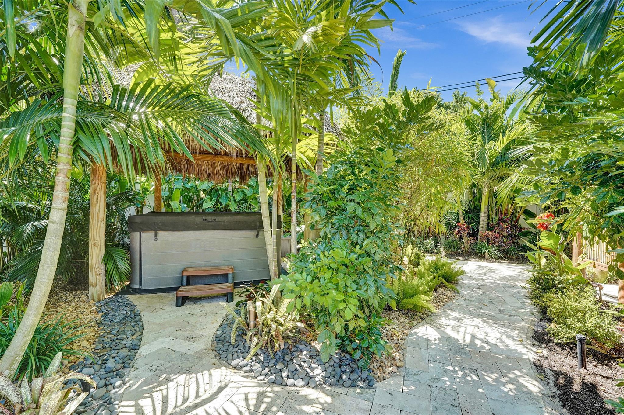 Coral Ridge 21-50 B - Residential