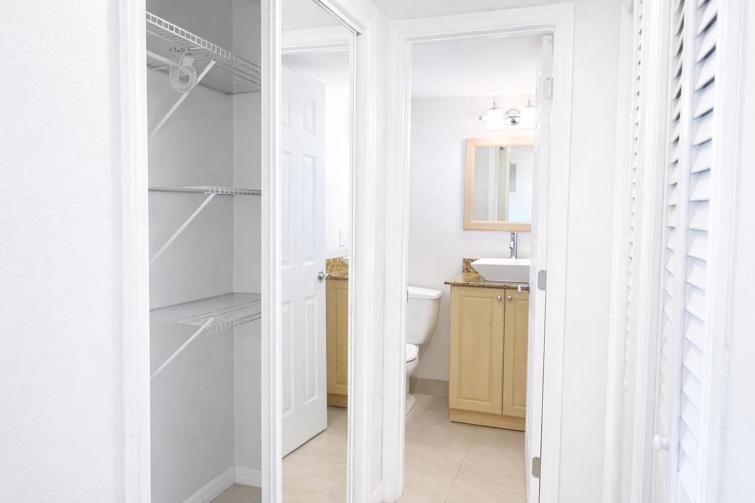 NATURA CONDO NO 4 - Residential Lease