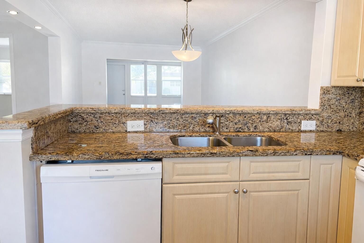 NATURA CONDO NO 4 - Residential Lease