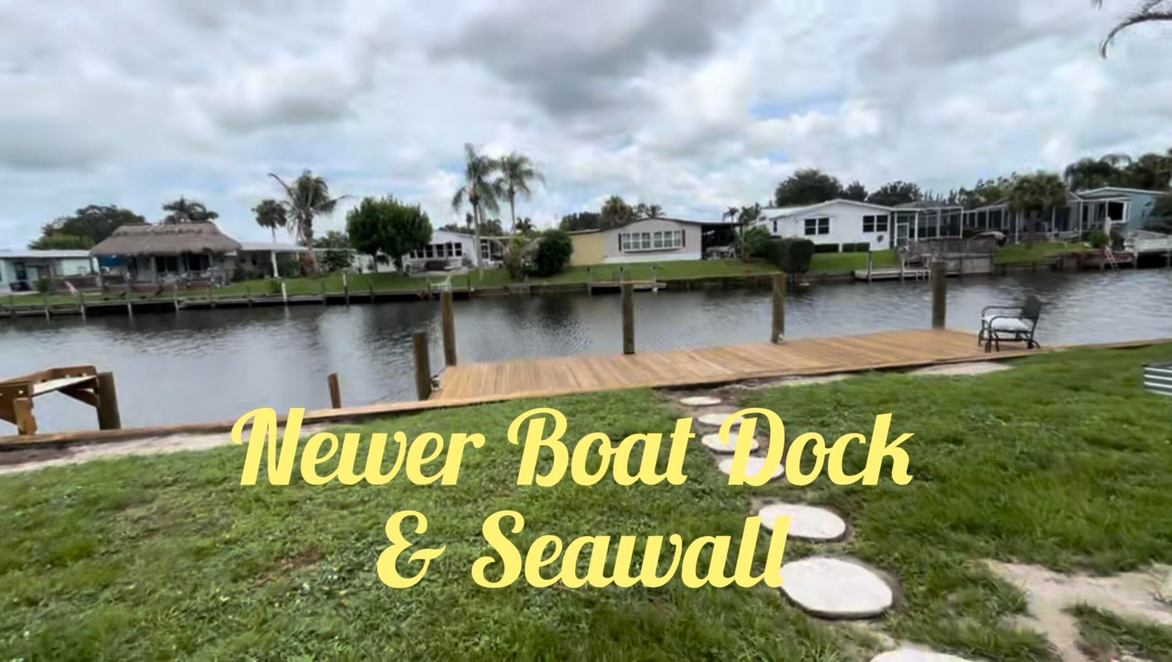 7882 SE PARADISE Drive, Stuart, FL, 34997/$299,900 2 7882 SE PARADISE Drive