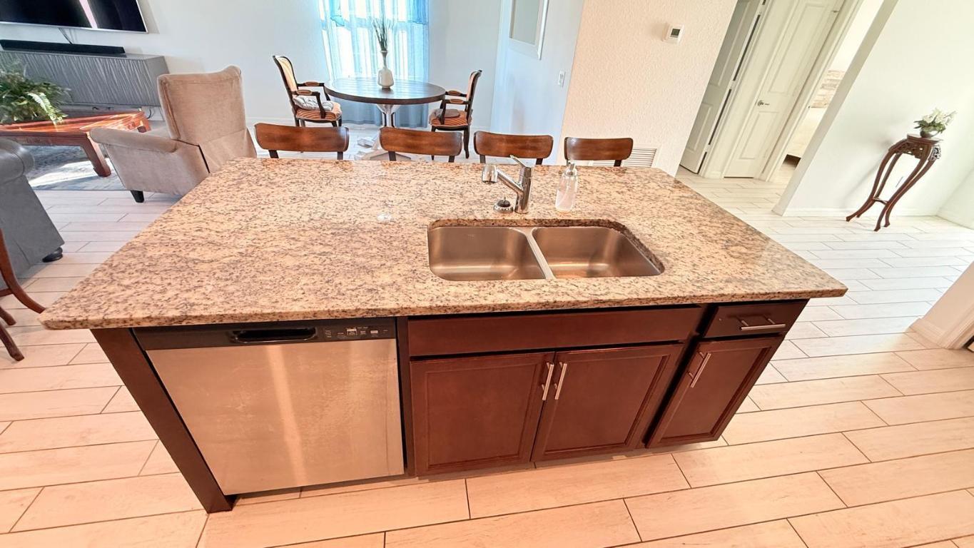 WATERSTONE PHASE ONE - Residential