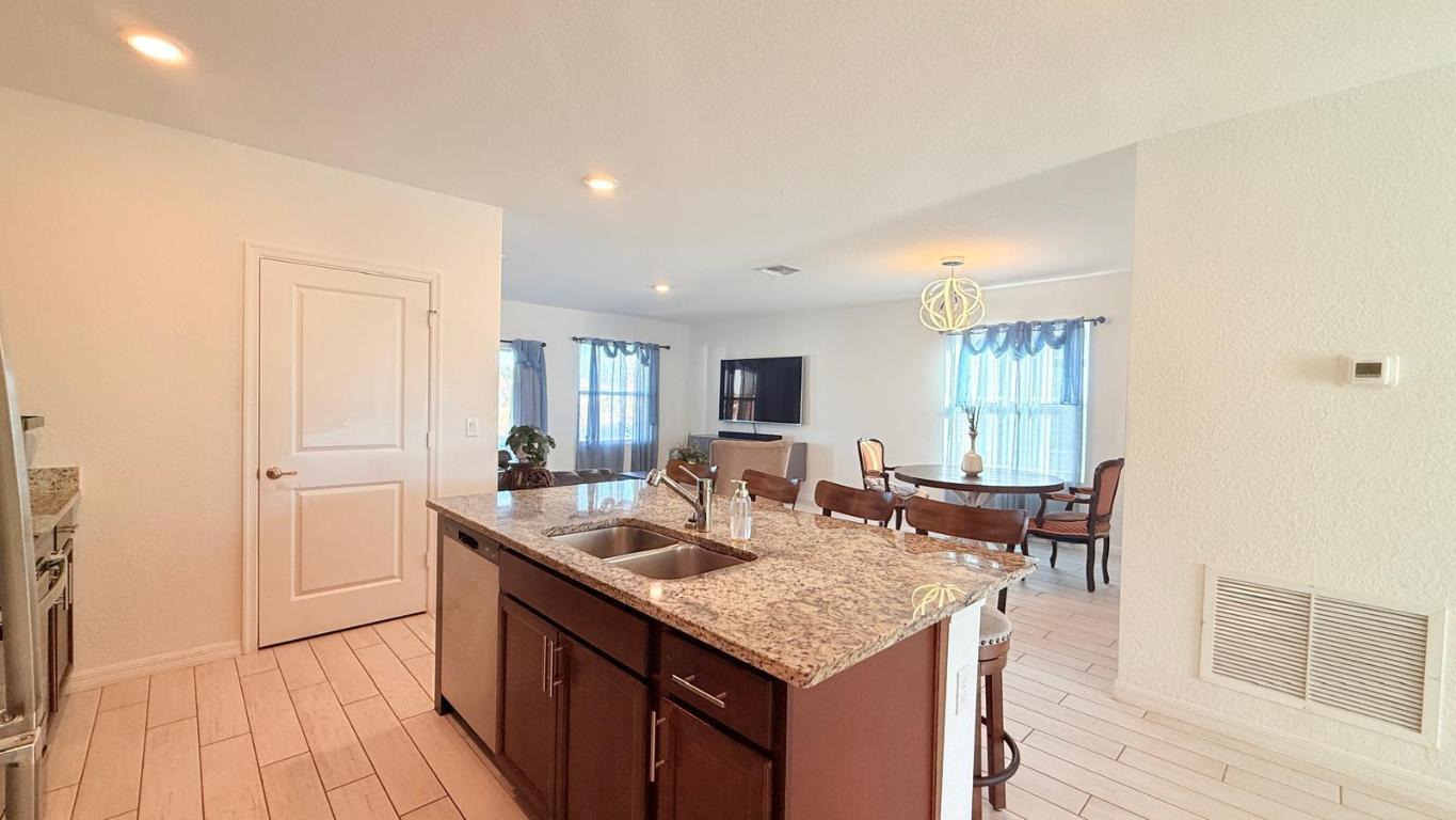 WATERSTONE PHASE ONE - Residential