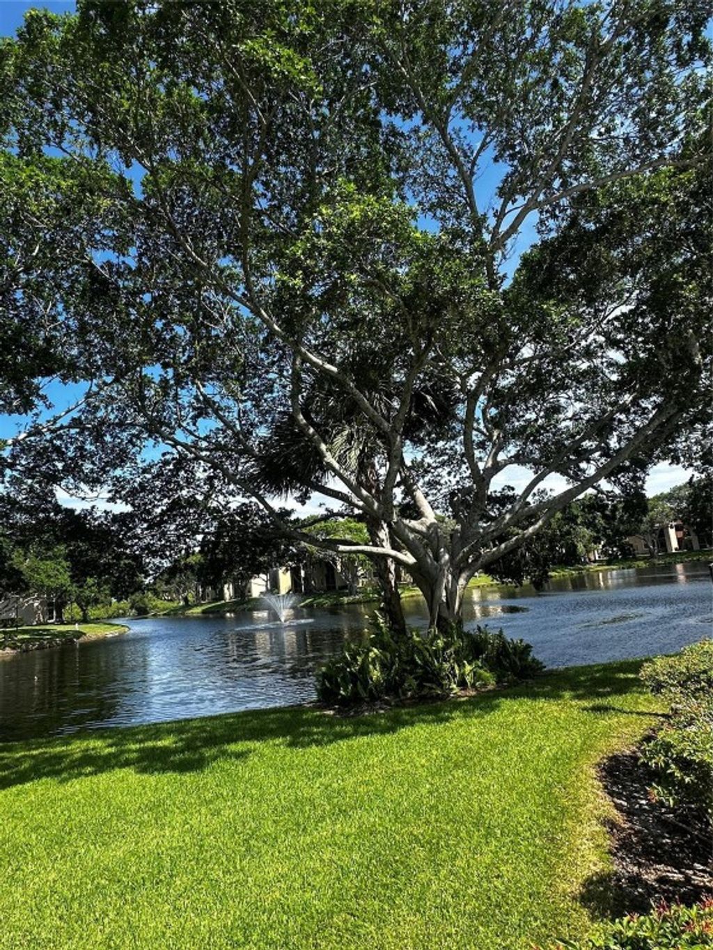 Photo of 820 Cypress Park Way #I2, Pompano Beach, FL 33064 (MLS # F10515115)