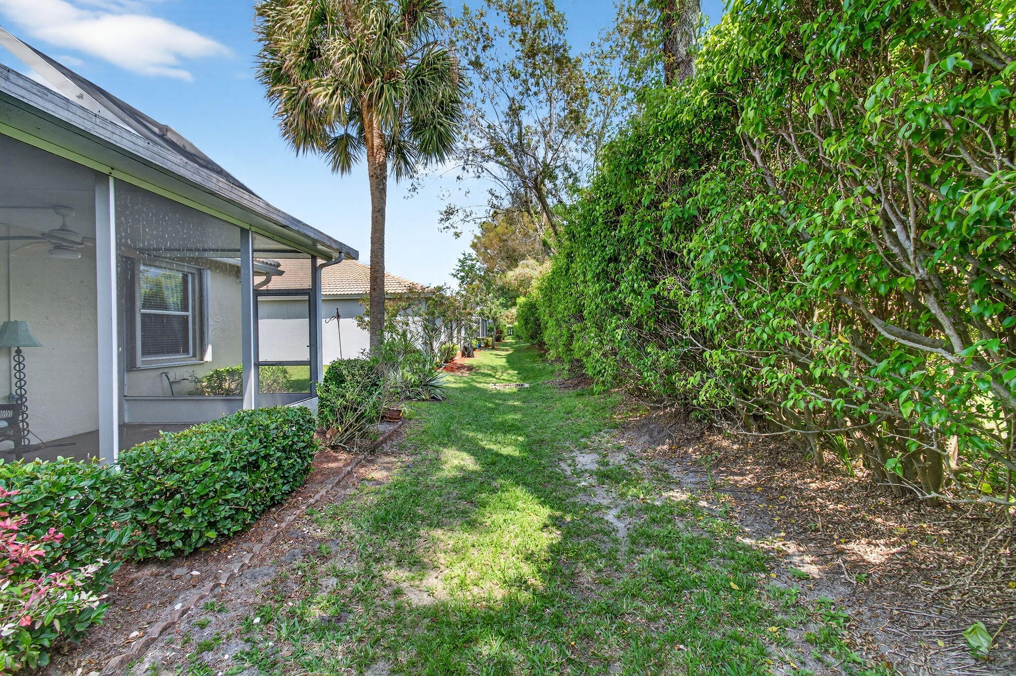 MAJESTIC ISLES - Residential