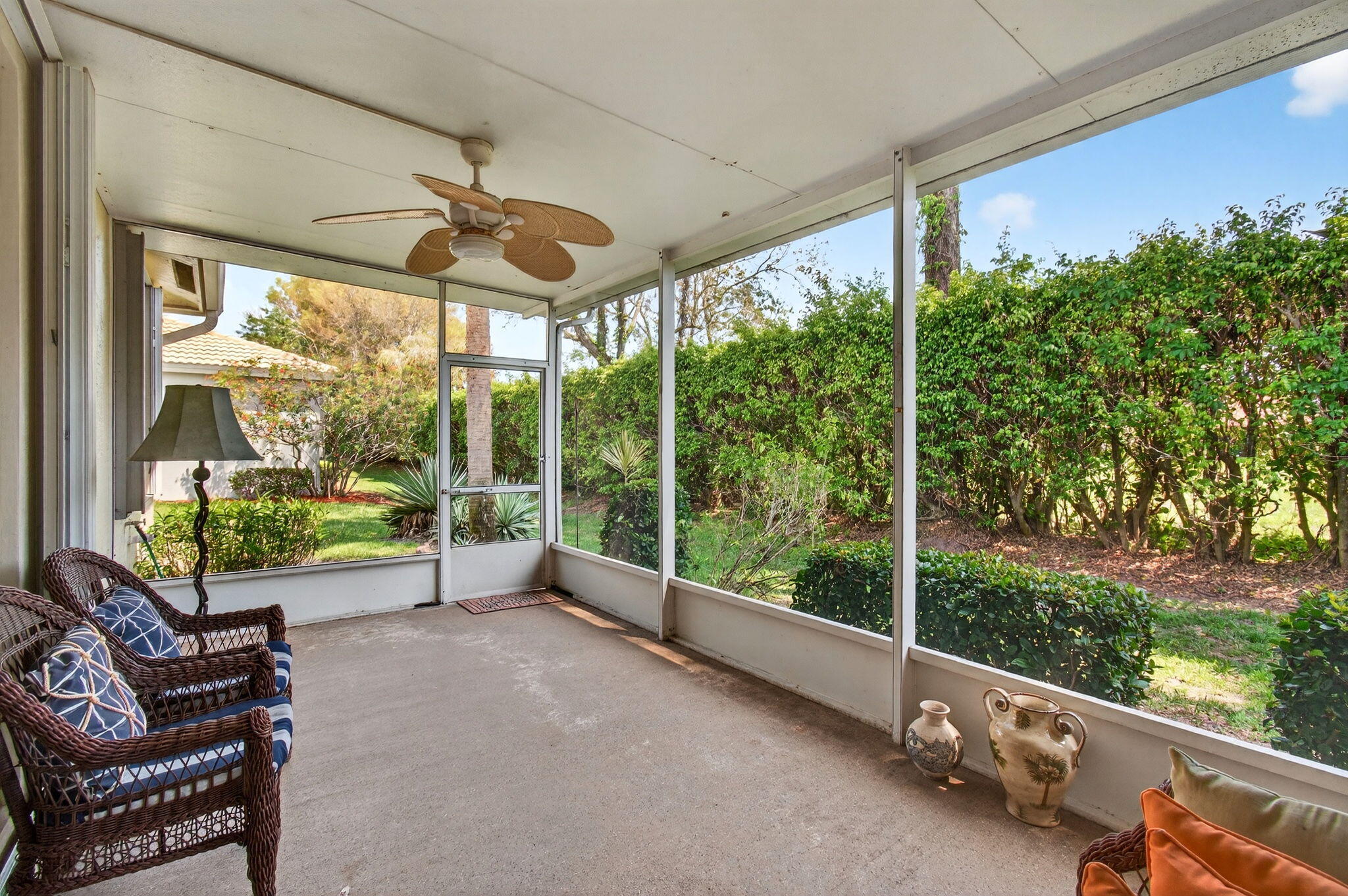 MAJESTIC ISLES - Residential