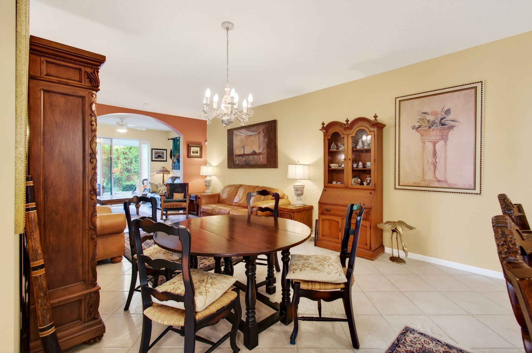 MAJESTIC ISLES - Residential