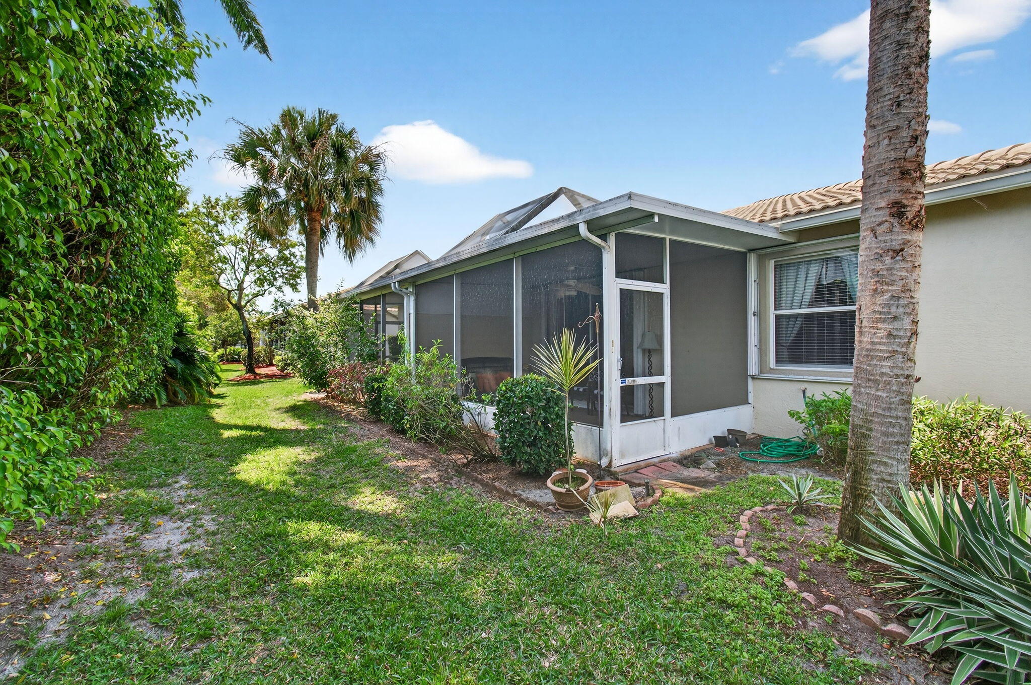 MAJESTIC ISLES - Residential