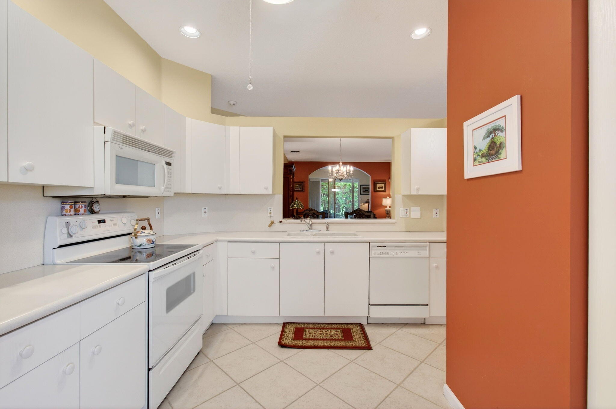 MAJESTIC ISLES - Residential