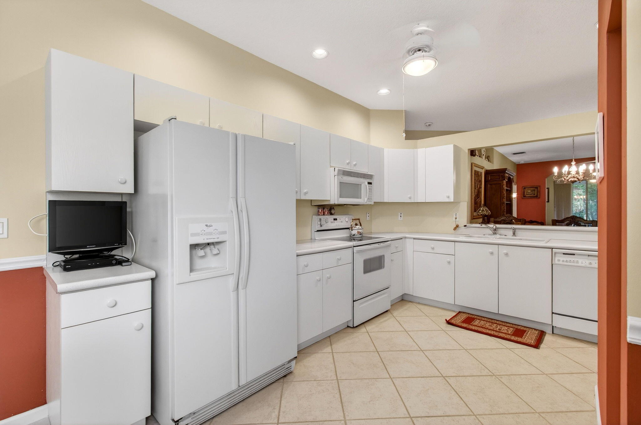 MAJESTIC ISLES - Residential